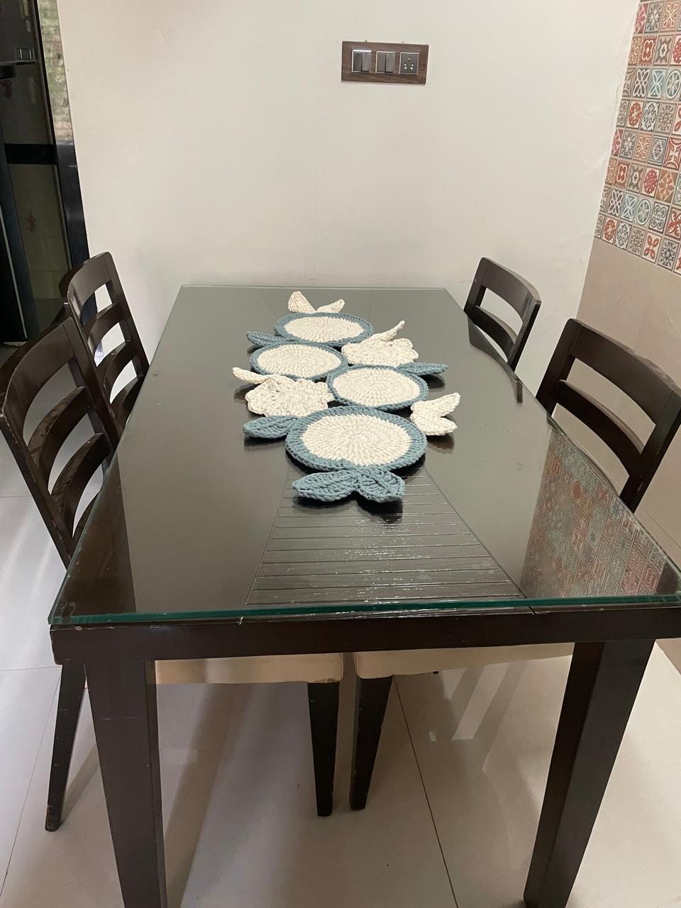 Table runner